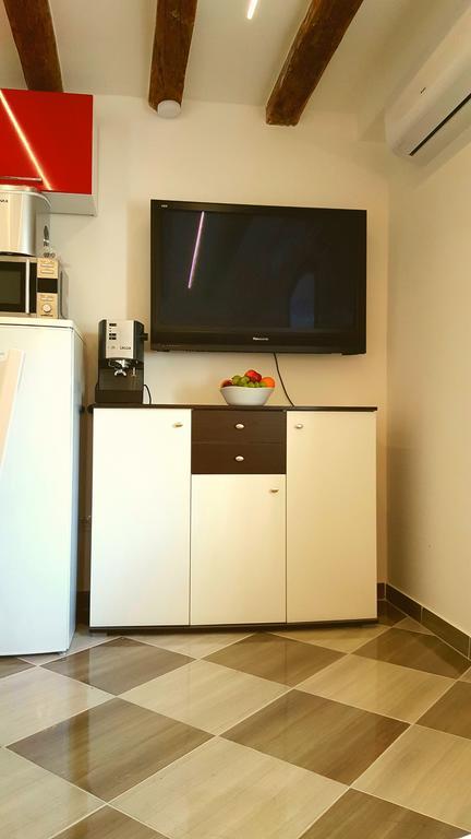Karmen'S Apartment One Split Bagian luar foto
